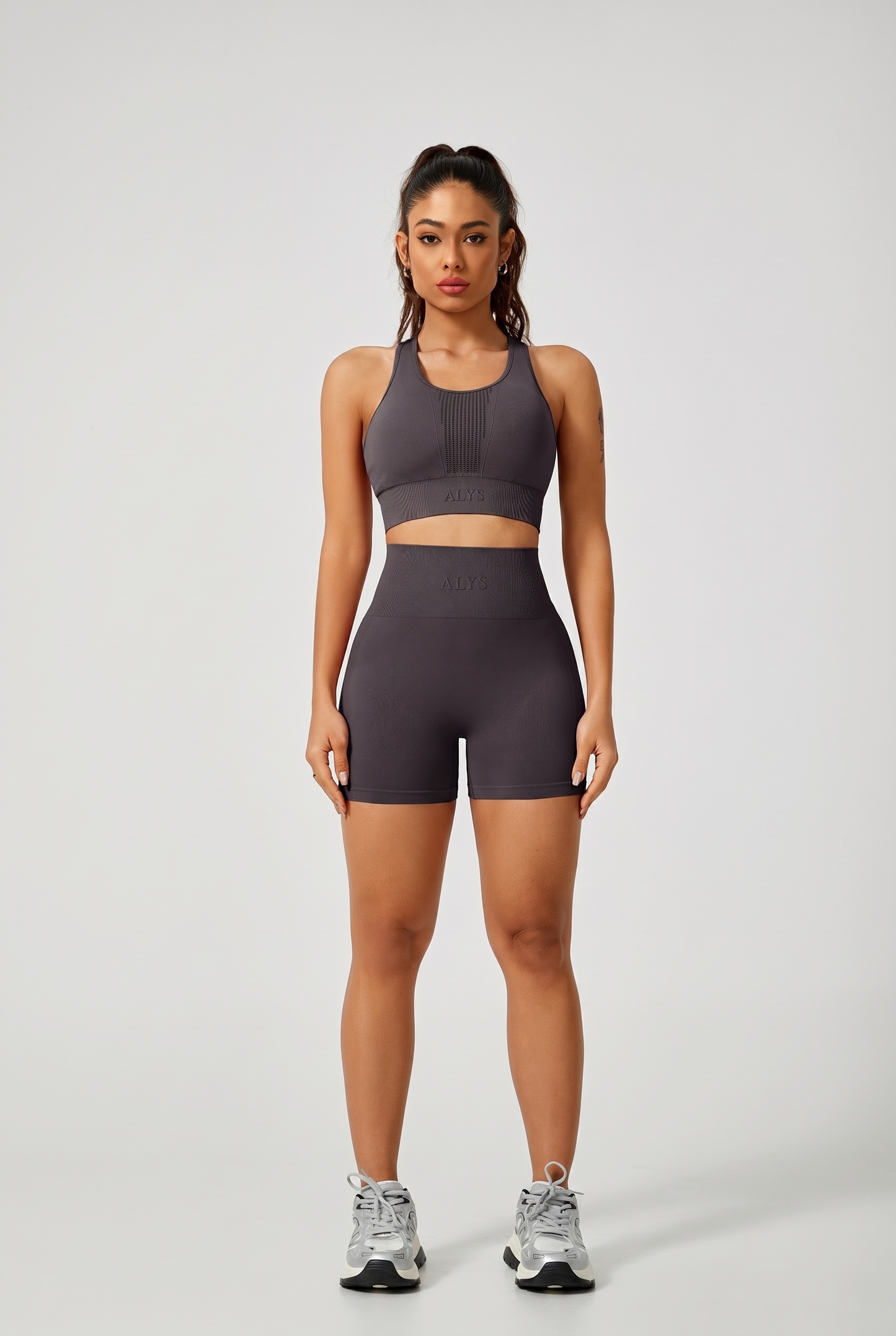 Conjunto Dry ALYS Cinza frente