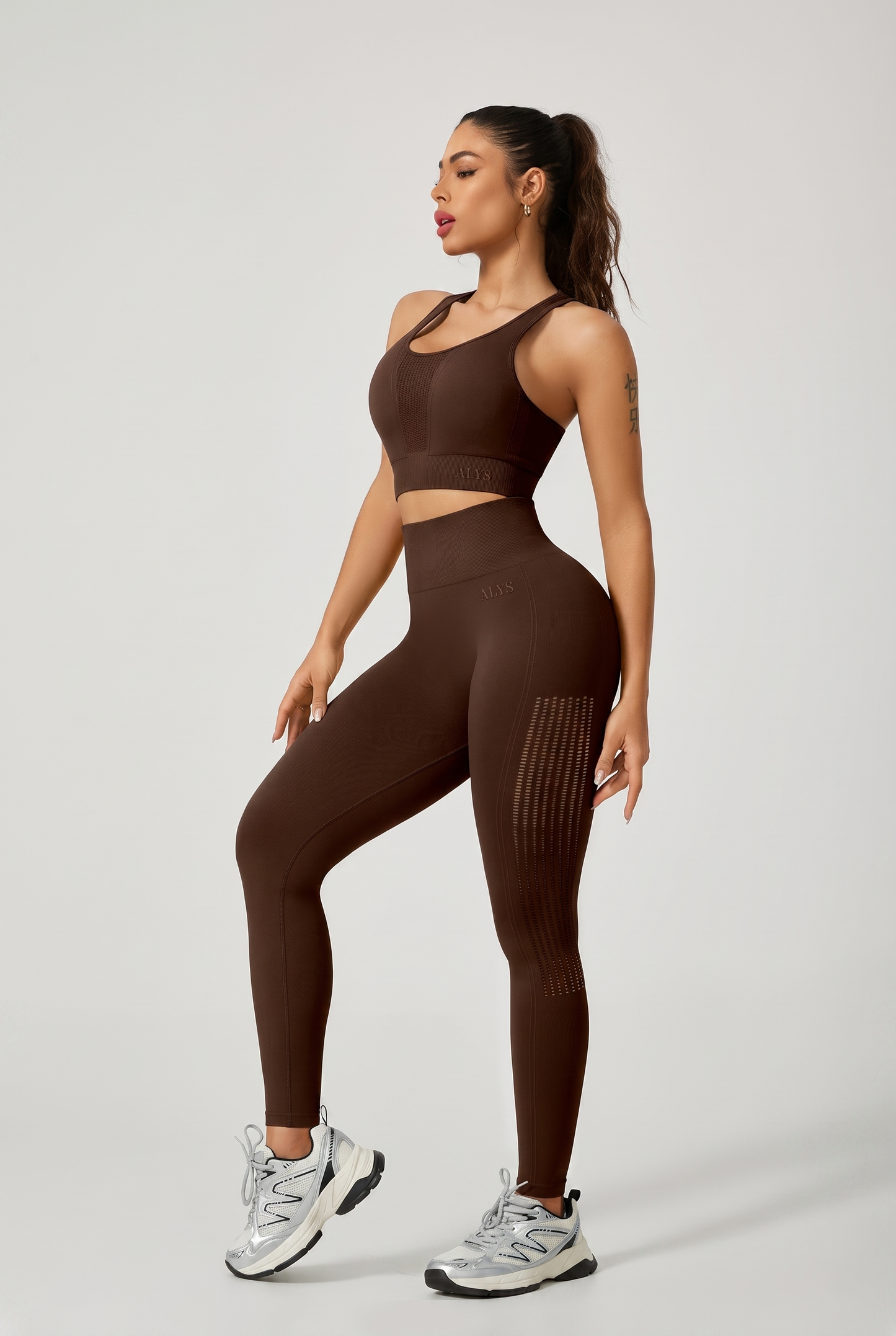 Conjunto Signature ALYS - Marrom