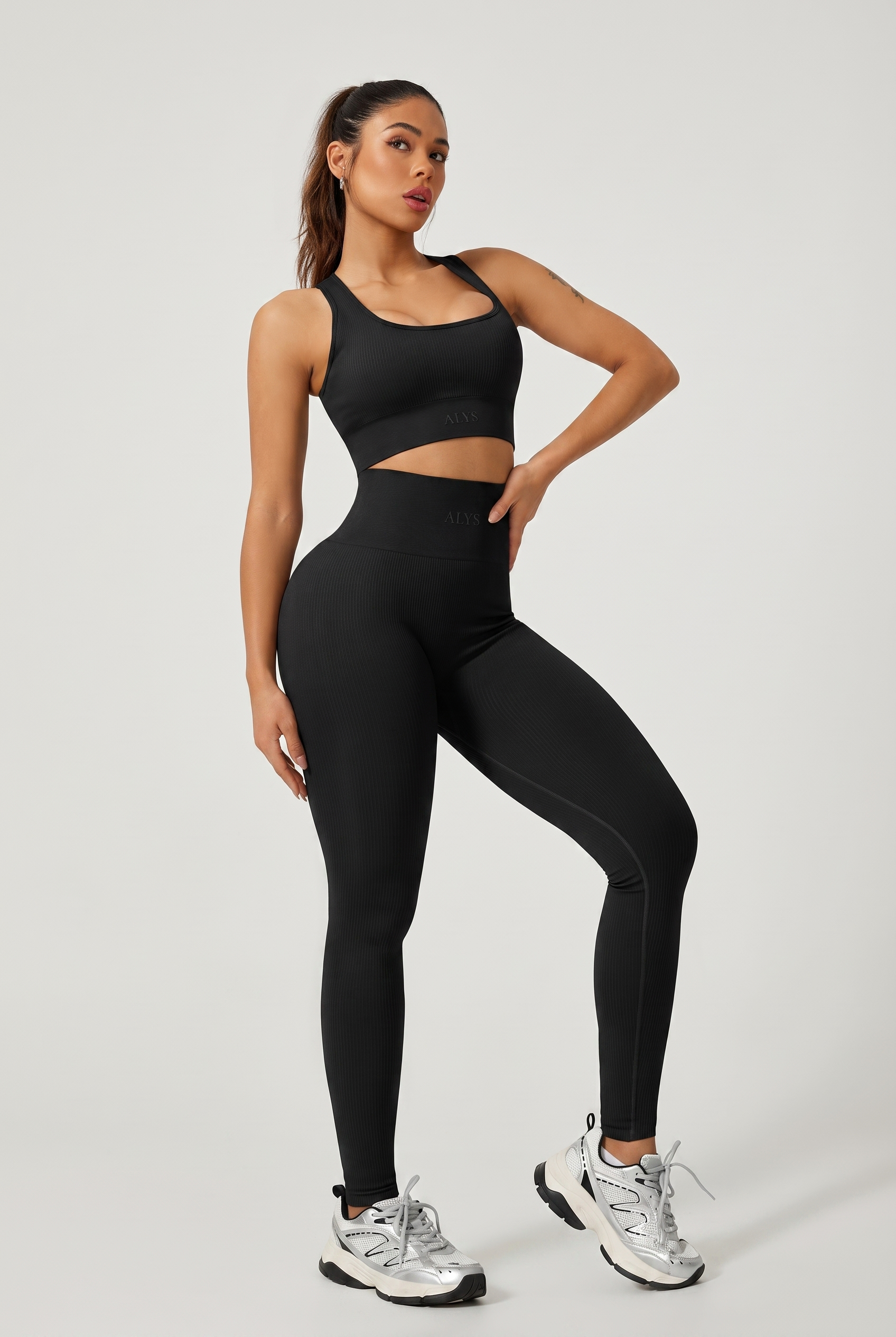 Conjunto Ribbed ALYS - Preto